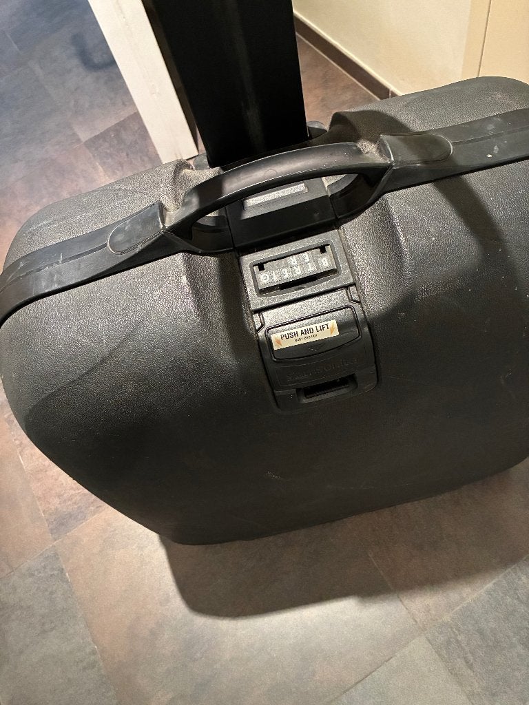 Reiskoffer Samsonite, Handtassen en Accessoires, Uitschuifbare handgreep, Gebruikt, Hard kunststof, Minder dan 35 cm