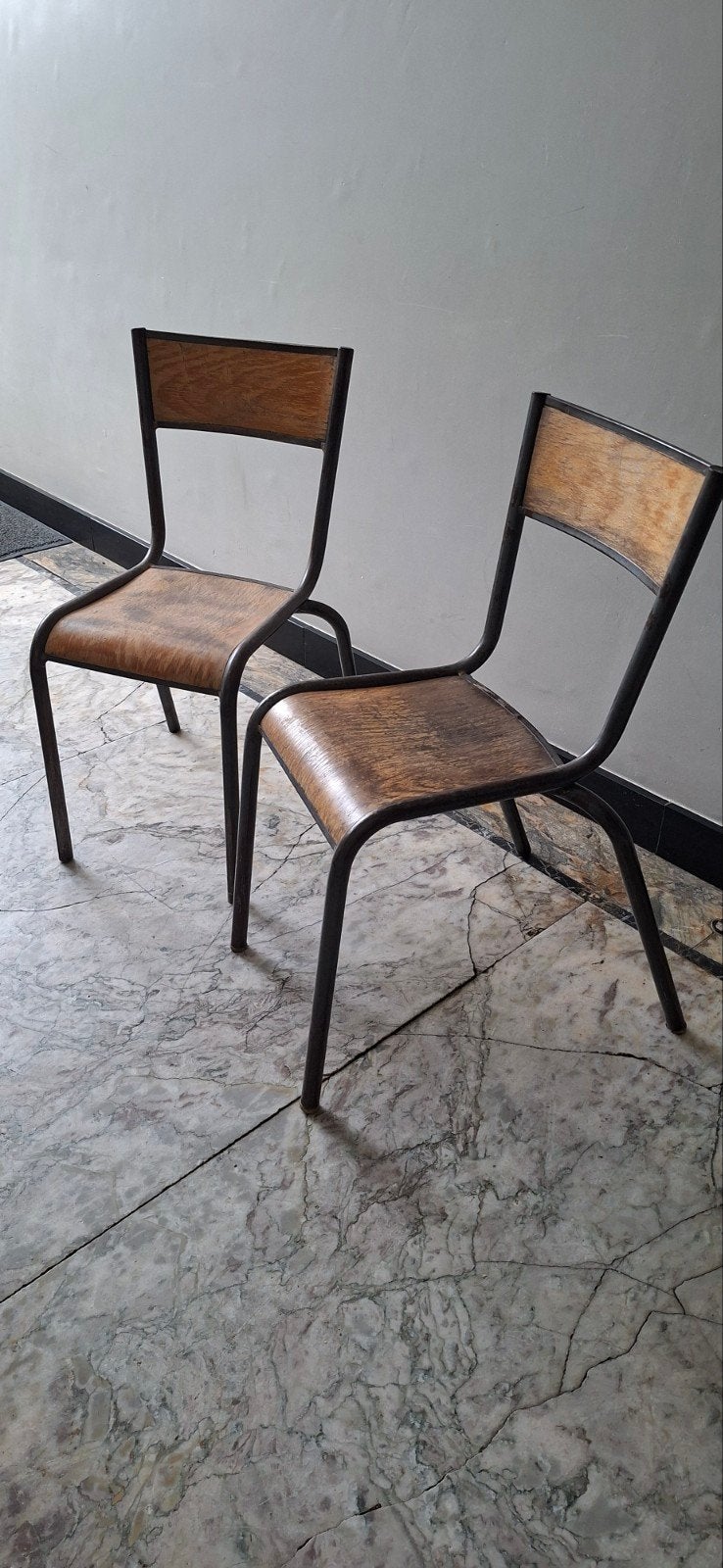 2 stoelen. Metaal en hout., Huis en Inrichting, Stoelen, Ophalen, Gebruikt, Twee, Overige kleuren