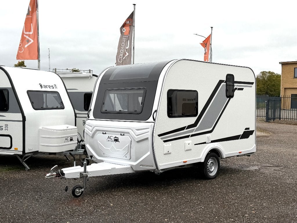 Caravane Luxon S 375, 710 kg, Nouveau 2026, KNOTT, Caravanes & Camping, Lit transversal, Jusqu'à 4 m, 500 - 750 kg, Siège de train