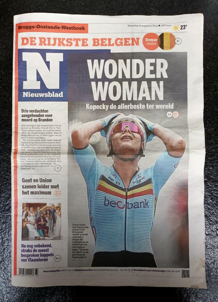 Lotte Kopecky - wereldkampioen 2023, Verzenden, Zo goed als nieuw, Krant