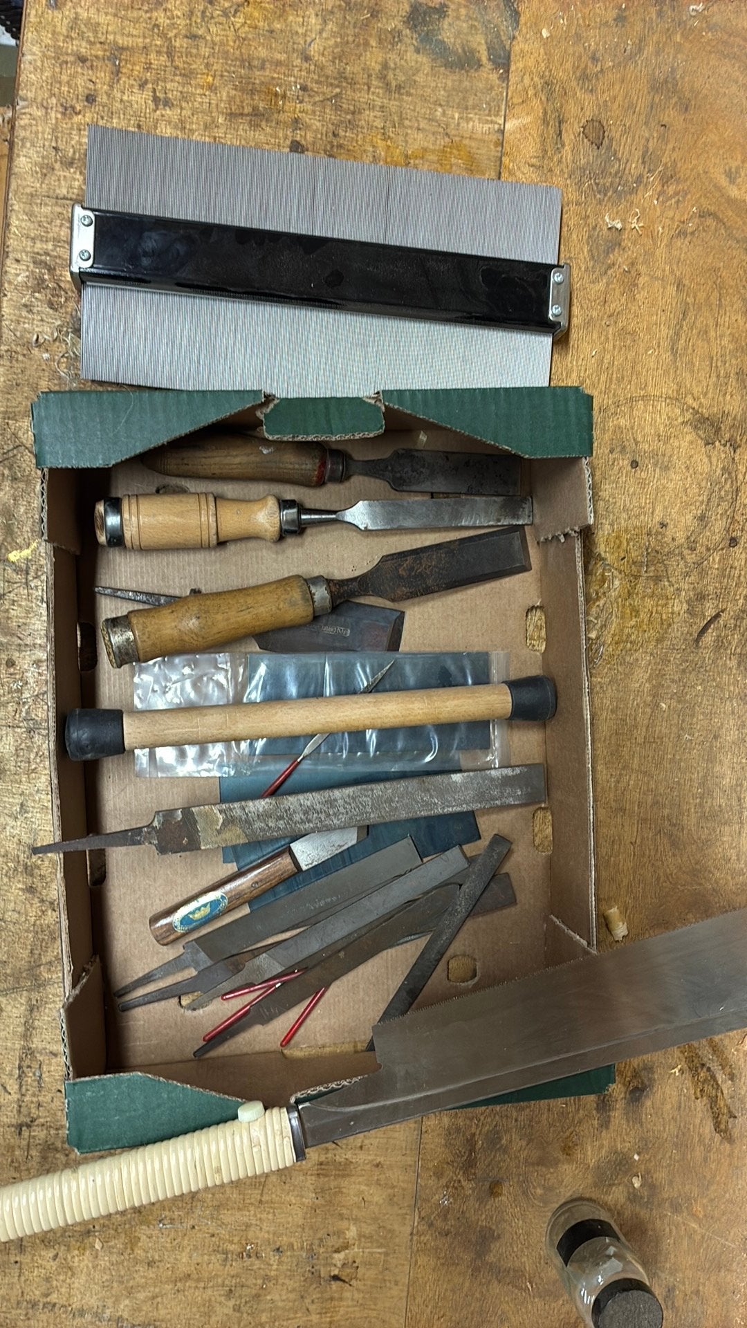 Gereedschap beitel zaag vijl…, Bricolage & Construction, Enlèvement ou Envoi, Comme neuf
