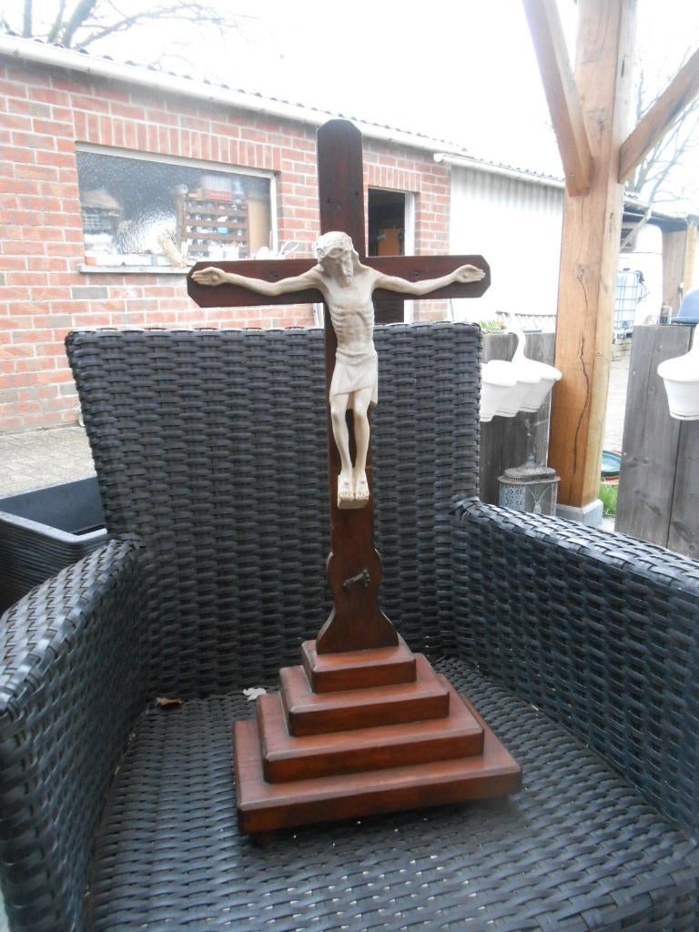 Jezus aan het kruis, Enlèvement