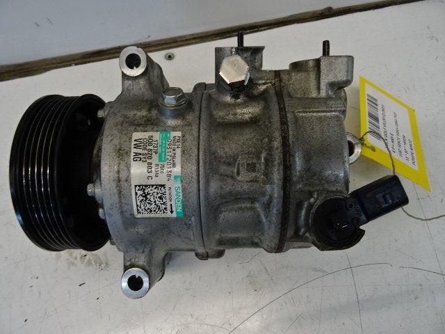 COMPRESSEUR CLIMATISATION Golf VII (AUA) (5Q0820803C), Utilisé, Volkswagen