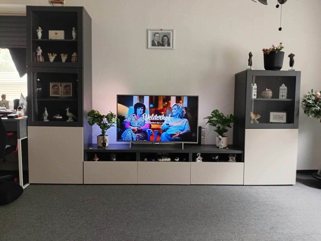 Grote tv kast met 2 vitrines, Maison & Meubles, 25 à 50 cm, 250 à 300 cm, Comme neuf, Autres essences de bois
