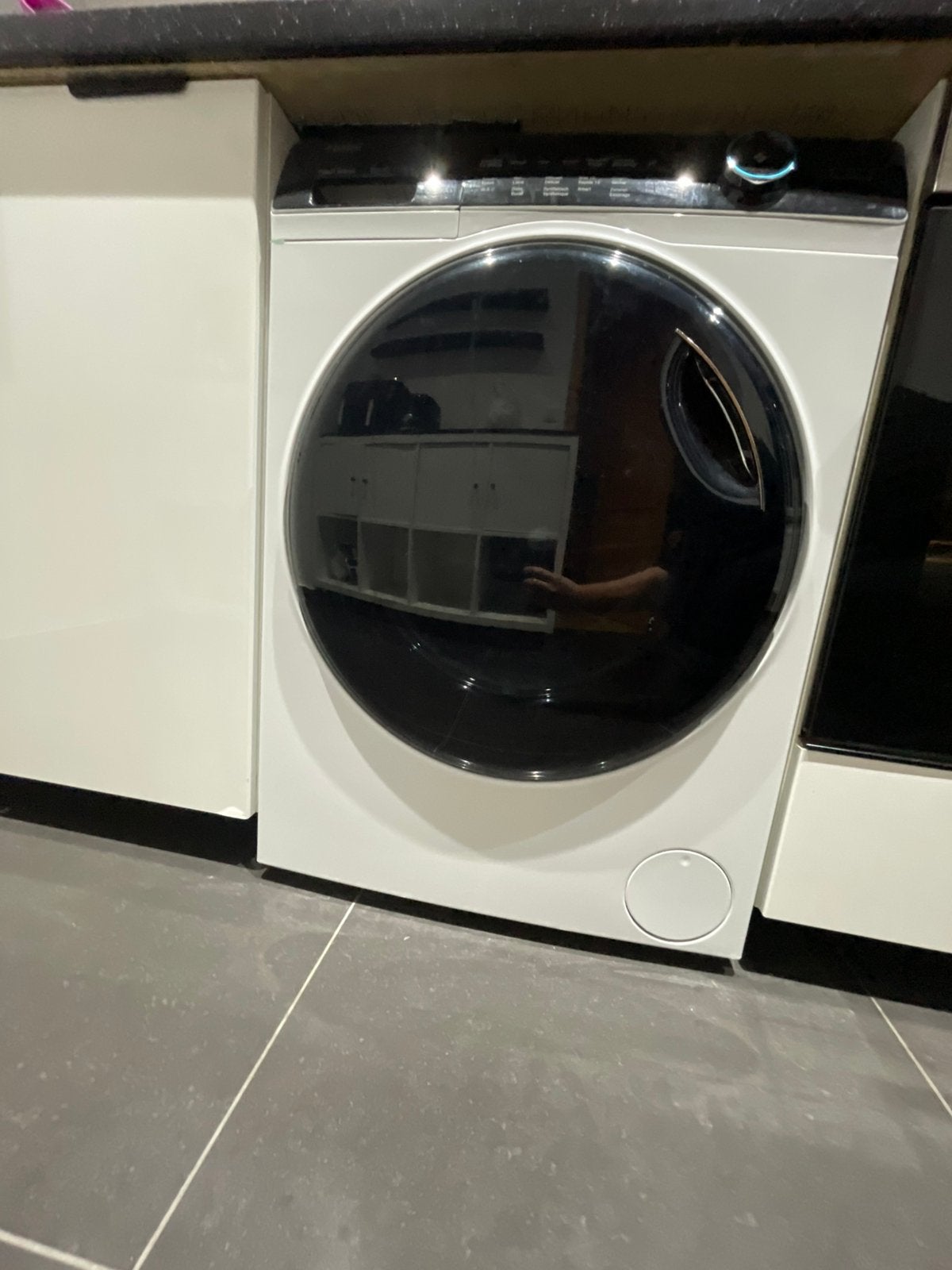 Lave-linge et sèche-linge, 1200 à 1600 tours, Classe énergétique A ou plus économe, 85 à 90 cm, Comme neuf