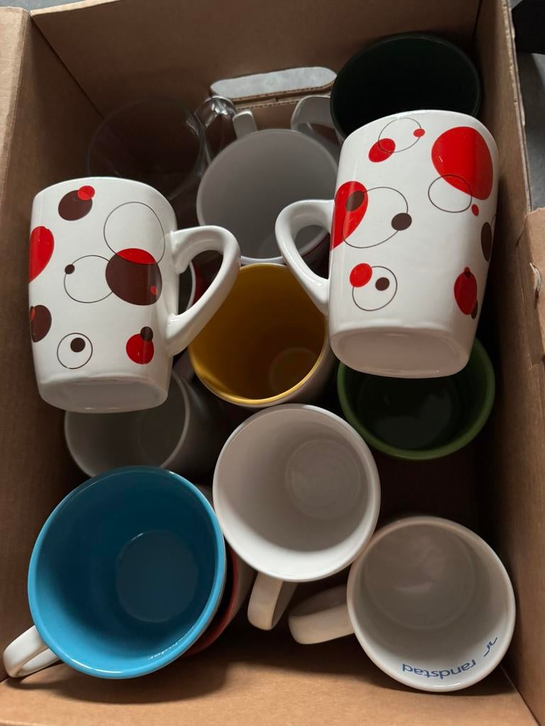 Partij koffietassen/theetassen (ook per stuk te koop), Ophalen of Verzenden, Zo goed als nieuw