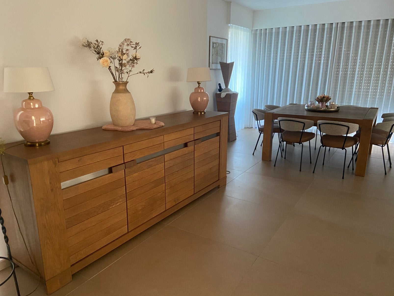 Moderne eetkamer zonder  stoelen in lichte eik met fineer, Huis en Inrichting, Ophalen, Zo goed als nieuw, Modern, Minder dan 4 stoelen