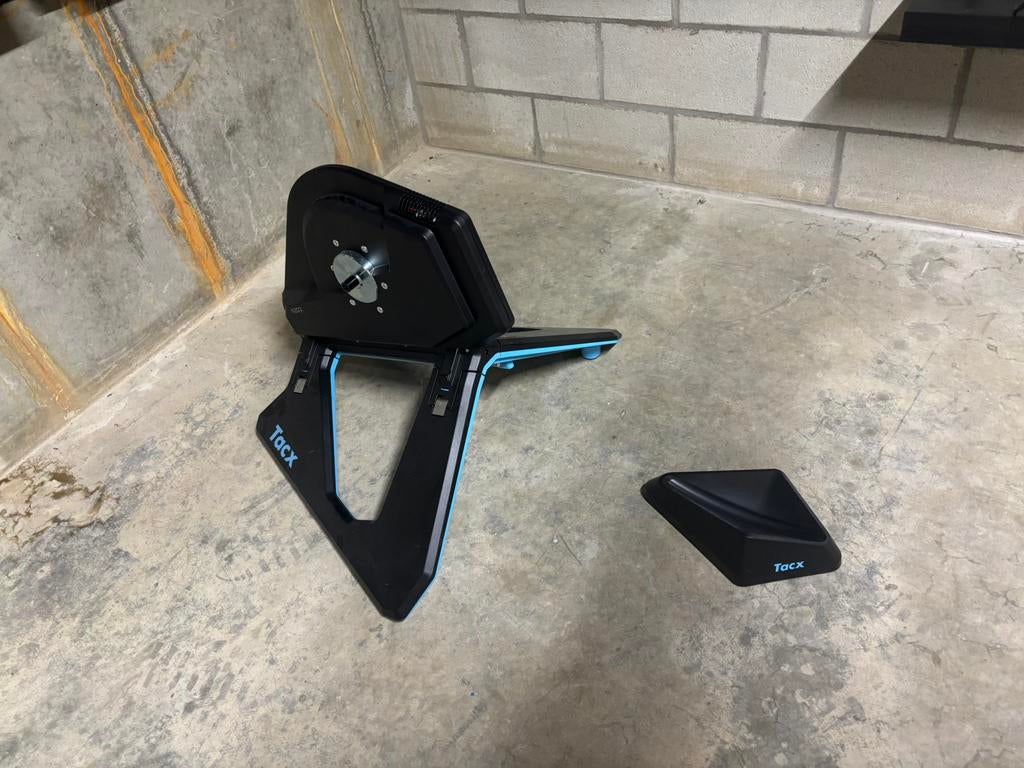 Tacx Neo 2T, Ophalen, Zo goed als nieuw
