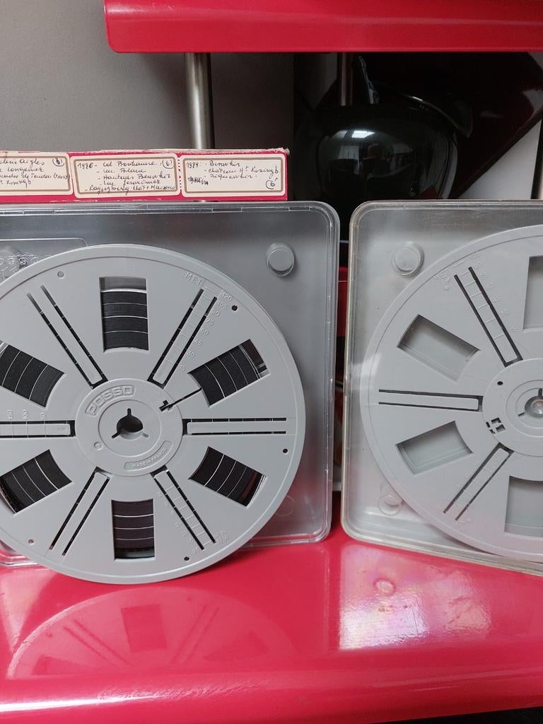Film super 8 ..Amateur et une bobine vide avec boîte de 120, Audio, Tv en Foto, Filmrollen, Ophalen of Verzenden