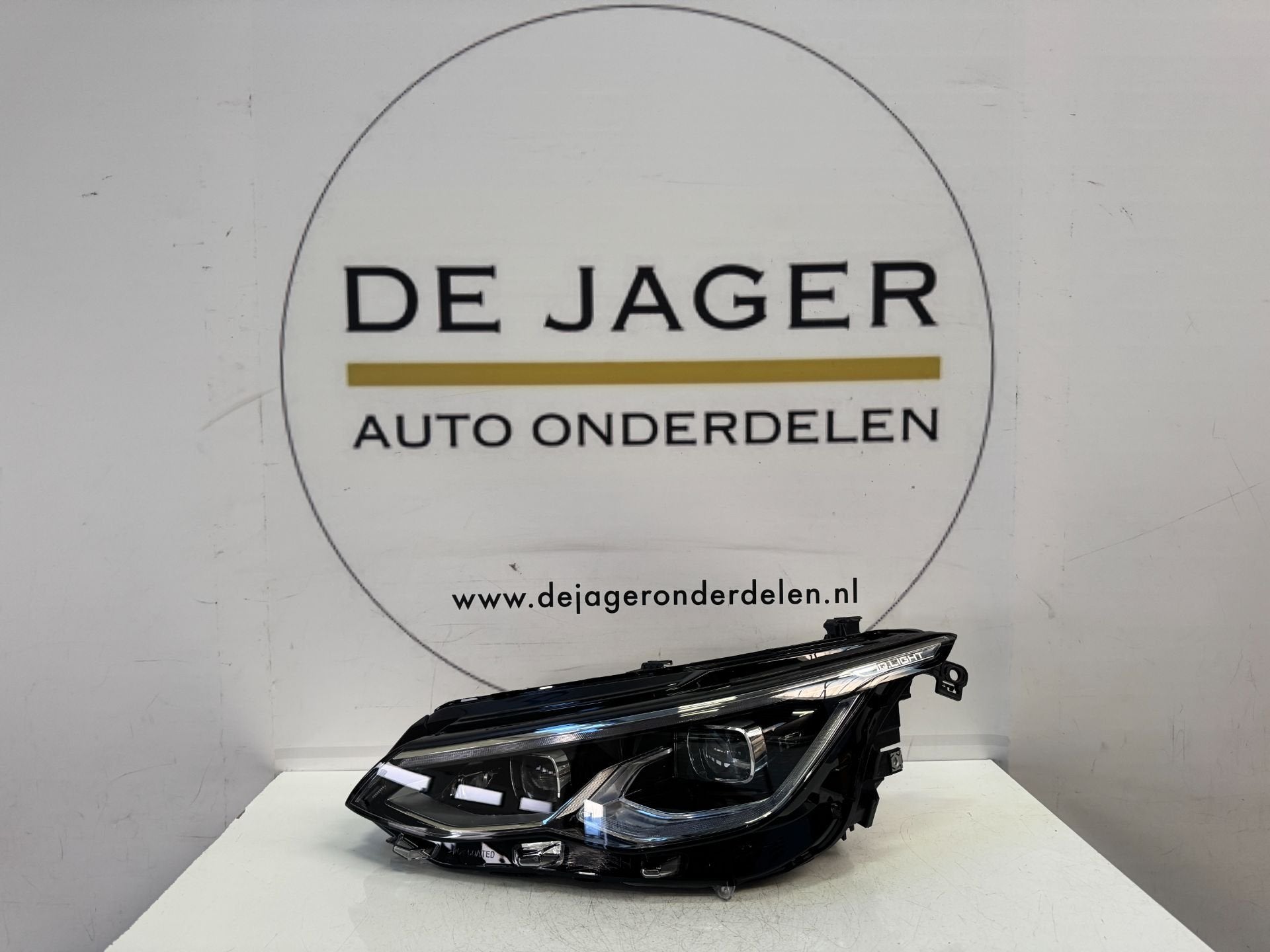 VW GOLF 8 VIII KOPLAMP FULL LED IQ LIGHT LINKS 5H1941059K, Volkswagen, Volkswagen AG, Vw@volkswagen.de, Utilisé