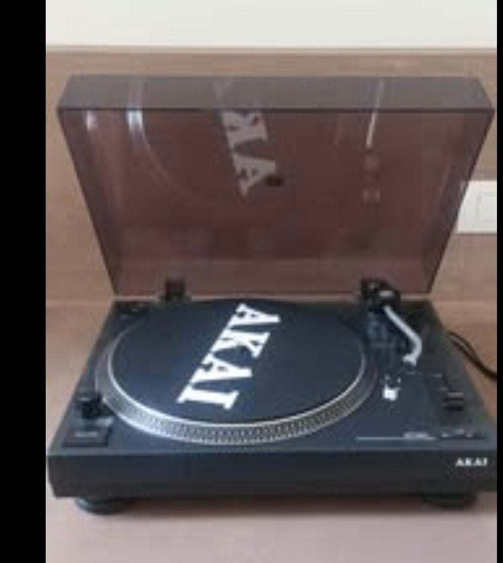 platenspeler akai att05U, Audio, Tv en Foto, Platenspelers, Ophalen, Zo goed als nieuw, USB-aansluiting, Platenspeler