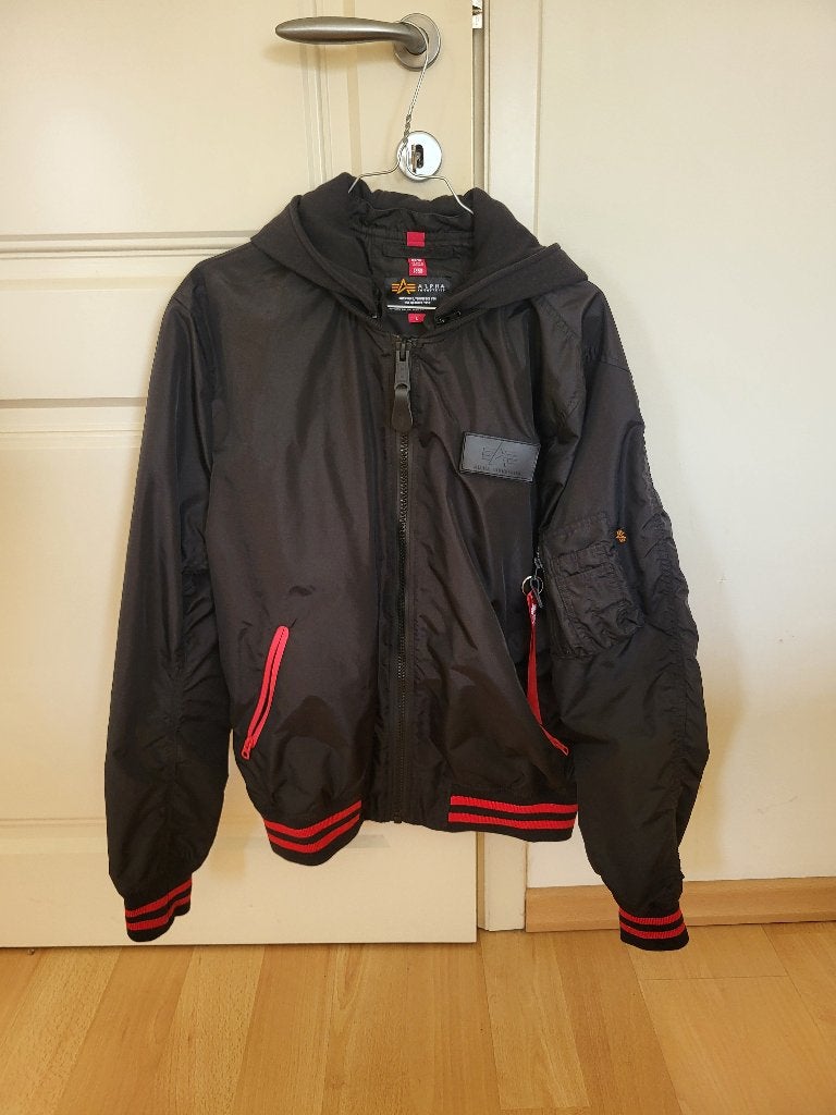 Alpha Industries bomberjas maat L, Kleding | Heren, Jassen | Zomer, Maat 52/54 (L), Alpha Industries, Zwart, Ophalen of Verzenden