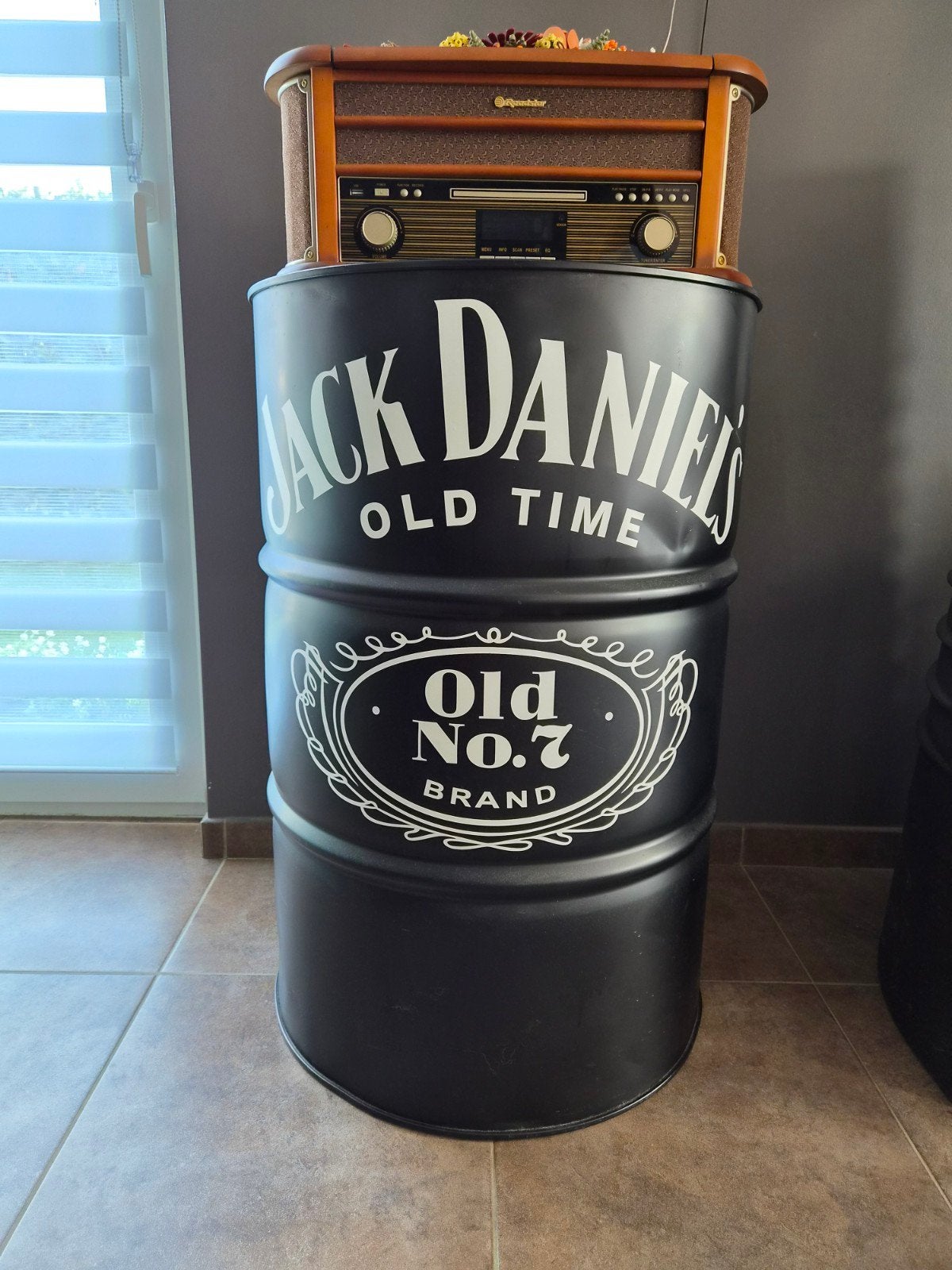 fût métal Jack Daniel’s, Ophalen