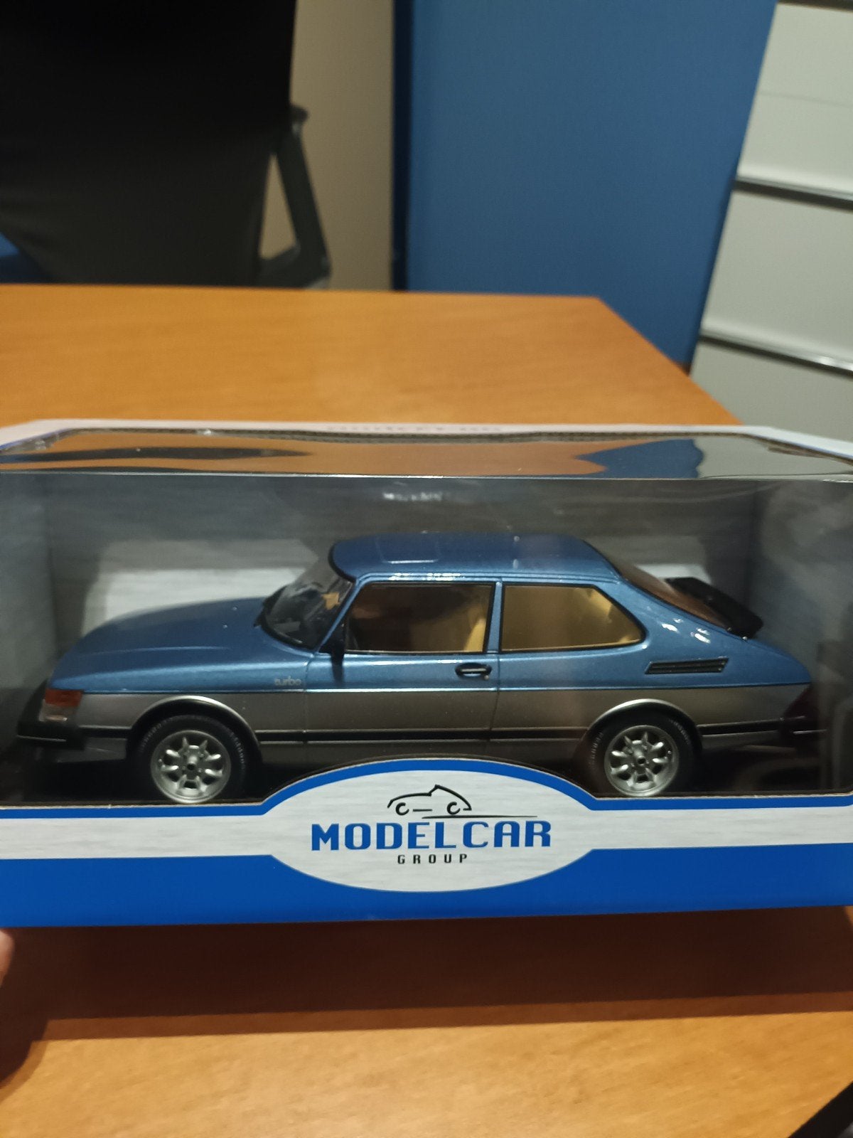 saab 900 turbo,schaal 1.18., Hobby en Vrije tijd, Ophalen of Verzenden