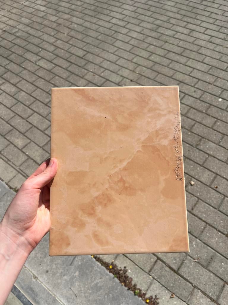 Zalm roze tegels, Doe-het-zelf en Bouw, Tegels, Ophalen, Wandtegels, Zo goed als nieuw, 20 tot 40 cm