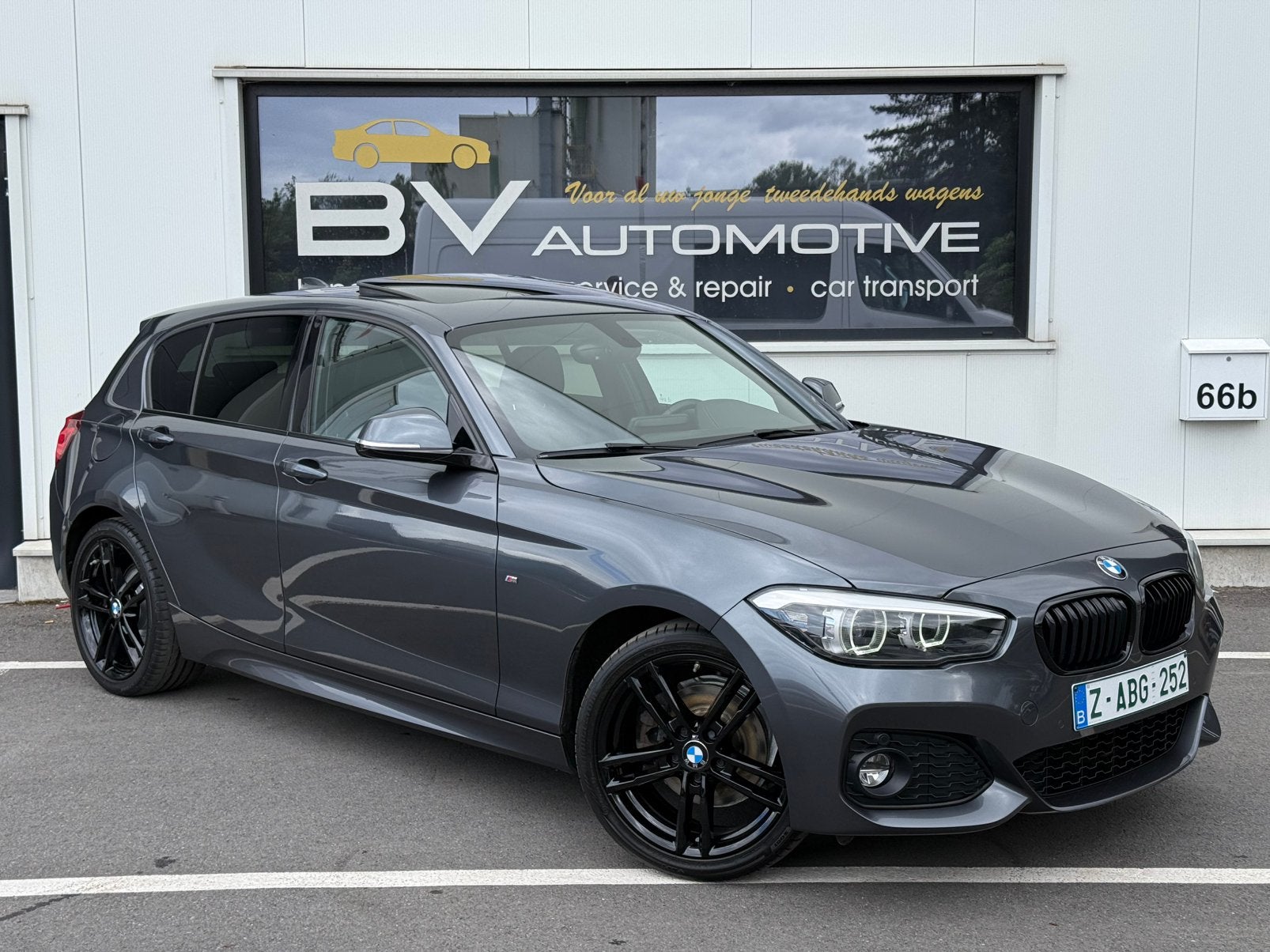 BMW 120i Sport automaat - Pano - Hifi - keyless, Auto's, BMW, Automaat, 1998 cc, 4 cilinders, Lichtsensor