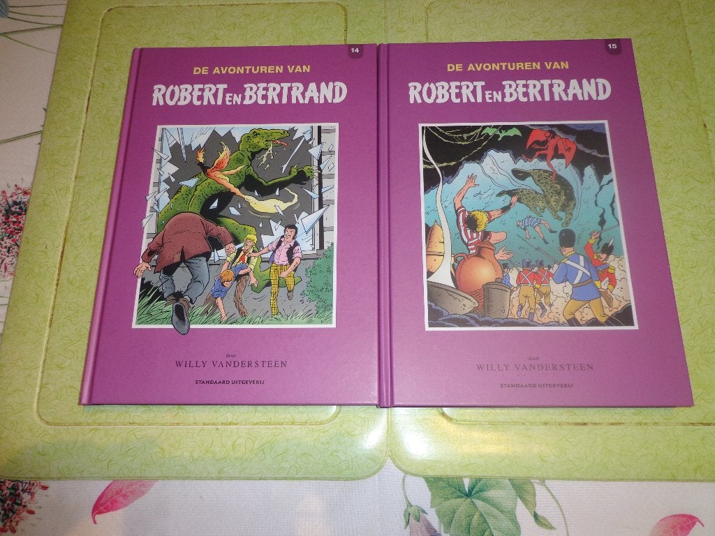 Robert en Bertrand integraal deel 14 en 15, Boeken, Meerdere stripboeken, Ophalen of Verzenden, Zo goed als nieuw