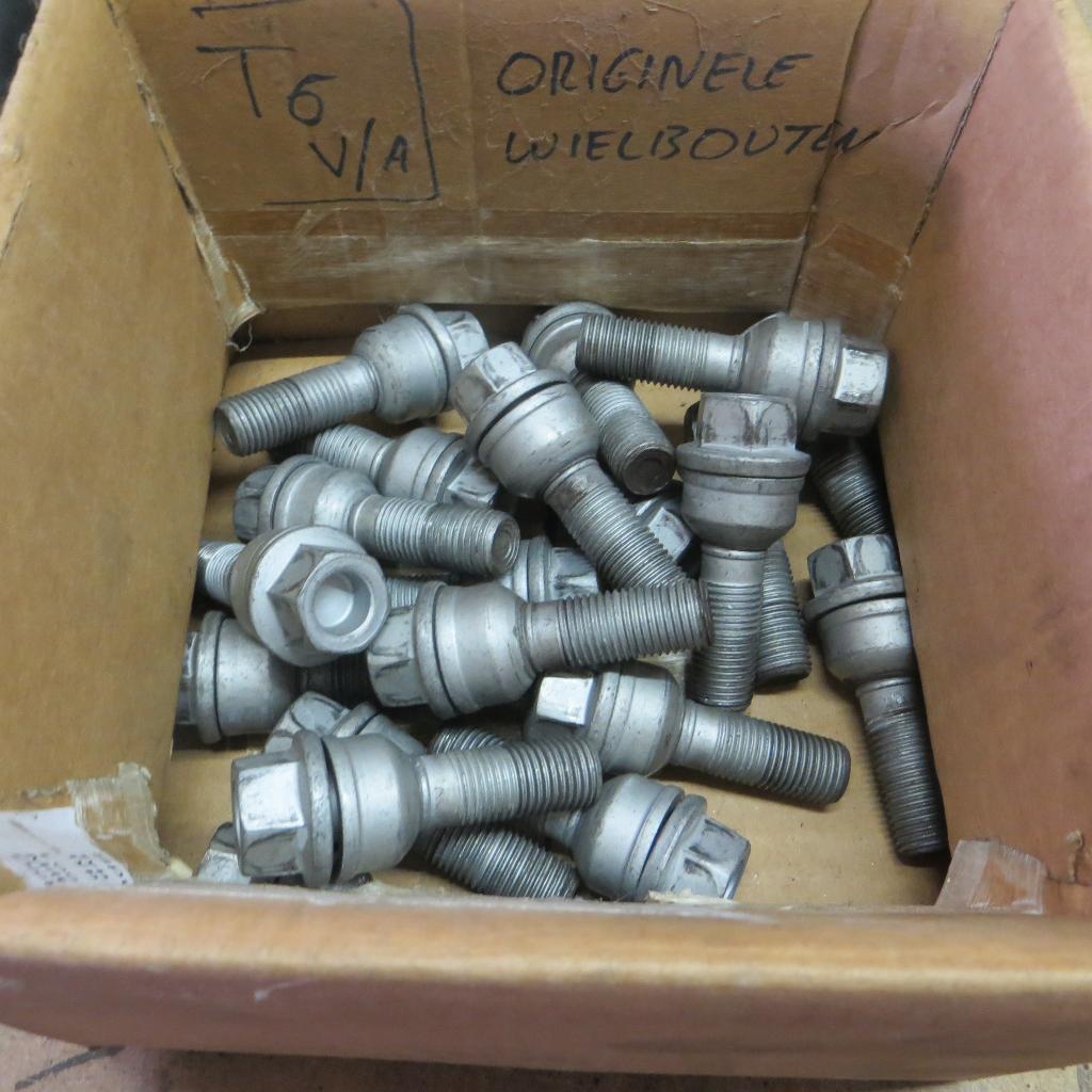 Voor VW T6 4Motion & T4 Syncro Wielbouten, Auto-onderdelen, Ophalen, Gebruikt, Volkswagen
