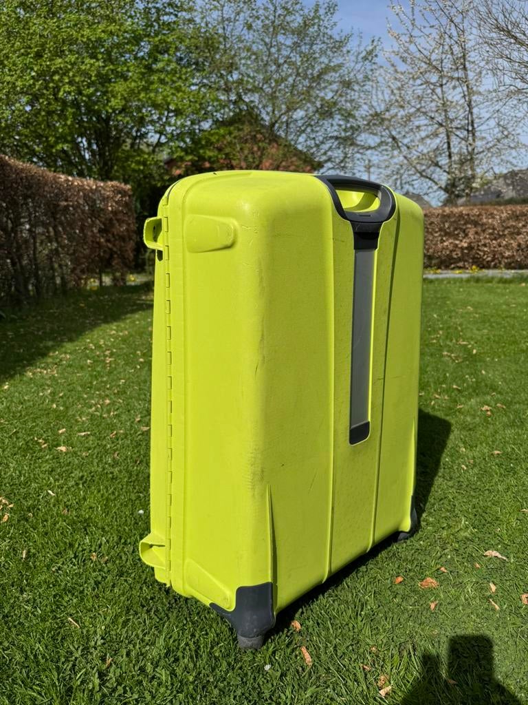 Valise Samsonite (grande), Enlèvement, Utilisé, Plastique dur