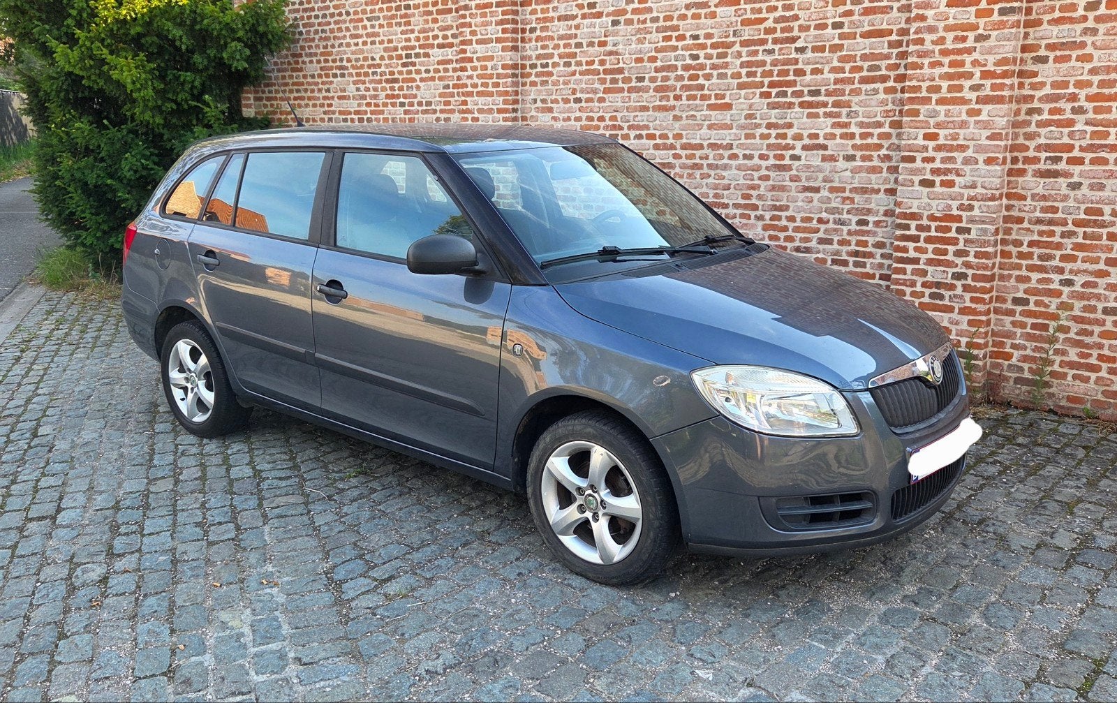 Skoda Fabia Break, approuvé pour la vente, Alarme, Argent ou Gris, Achat, Boîte manuelle
