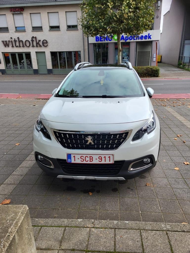 Te koop Peugeot 2008 benzine, jaar 2018., Autos, Cuir, Achat, Boîte manuelle, 5 portes