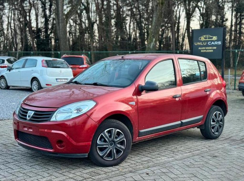 Dacia Sandero 1.2 Benzine 2011 172.000km, Stof, Zwart, Bedrijf, Handgeschakeld
