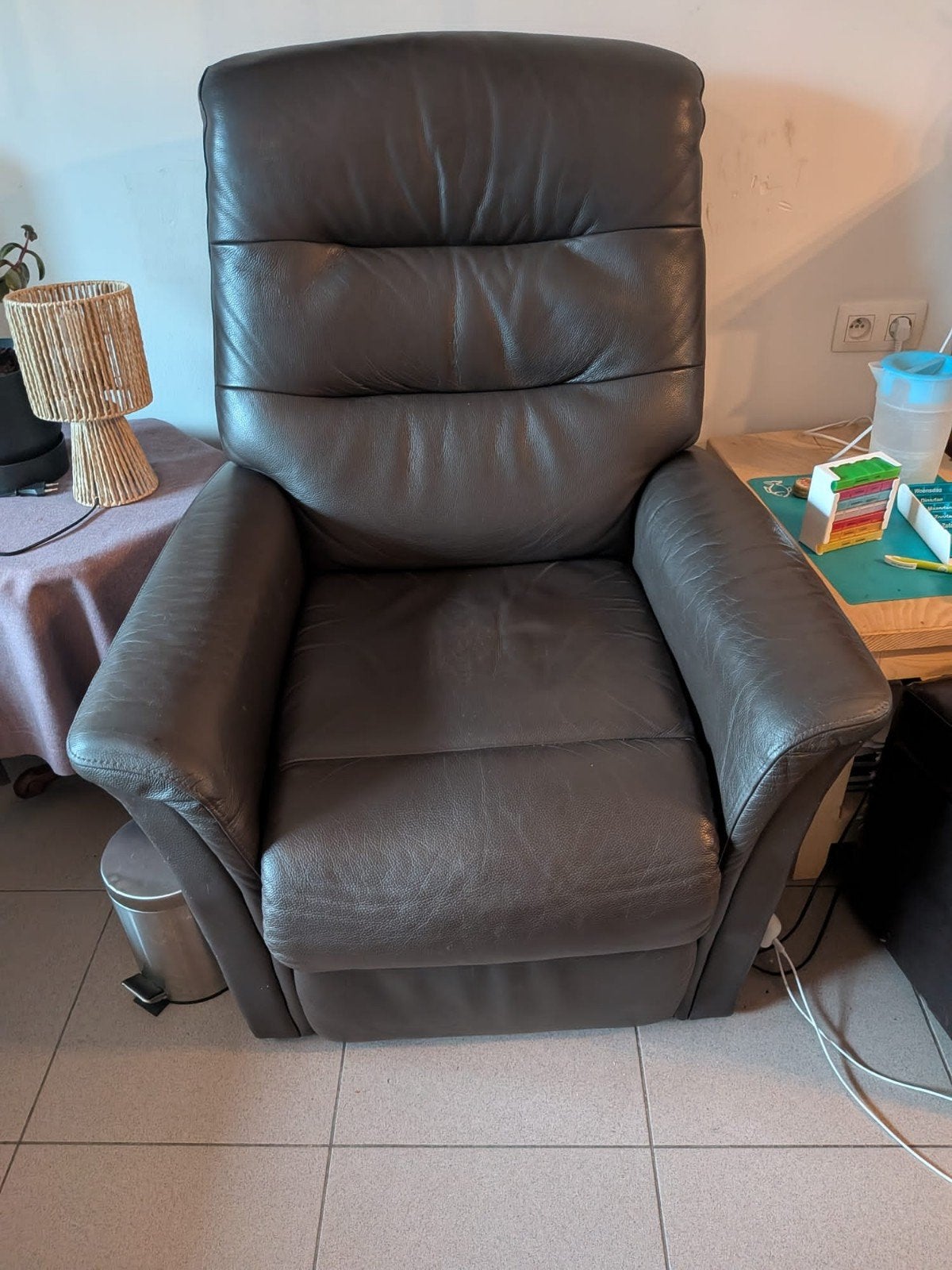 Relax zetel elektrische van een collega, Huis en Inrichting, Fauteuils, Ophalen, Gebruikt, Kunststof