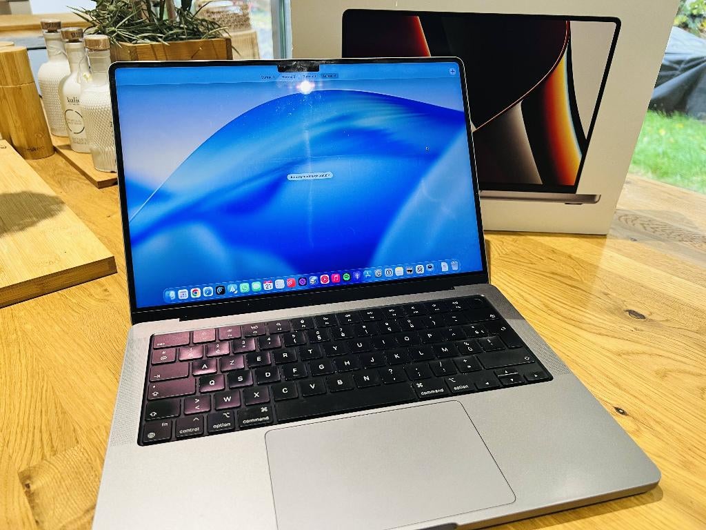 MacBook Pro 14" (2021) M1 Pro 32Go RAM 1To, 32 GB, Autres tailles, Comme neuf, 1 TB ou plus