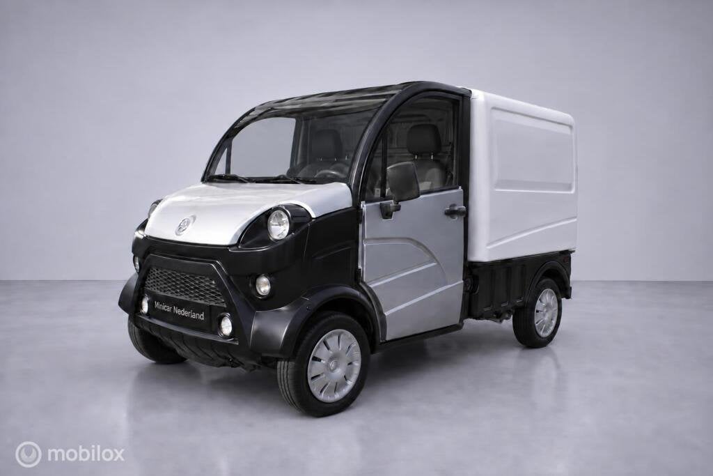 Aixam D-Truck Van 2023 9675km elektr. ramen 1 jaar garantie, Auto-onderdelen, AIXAM MEGA SAS, Gebruikt, Aixam@aixam-mega.fr, 56 route de PugnyBP 7011273101 Aix-les-Bains Cedex