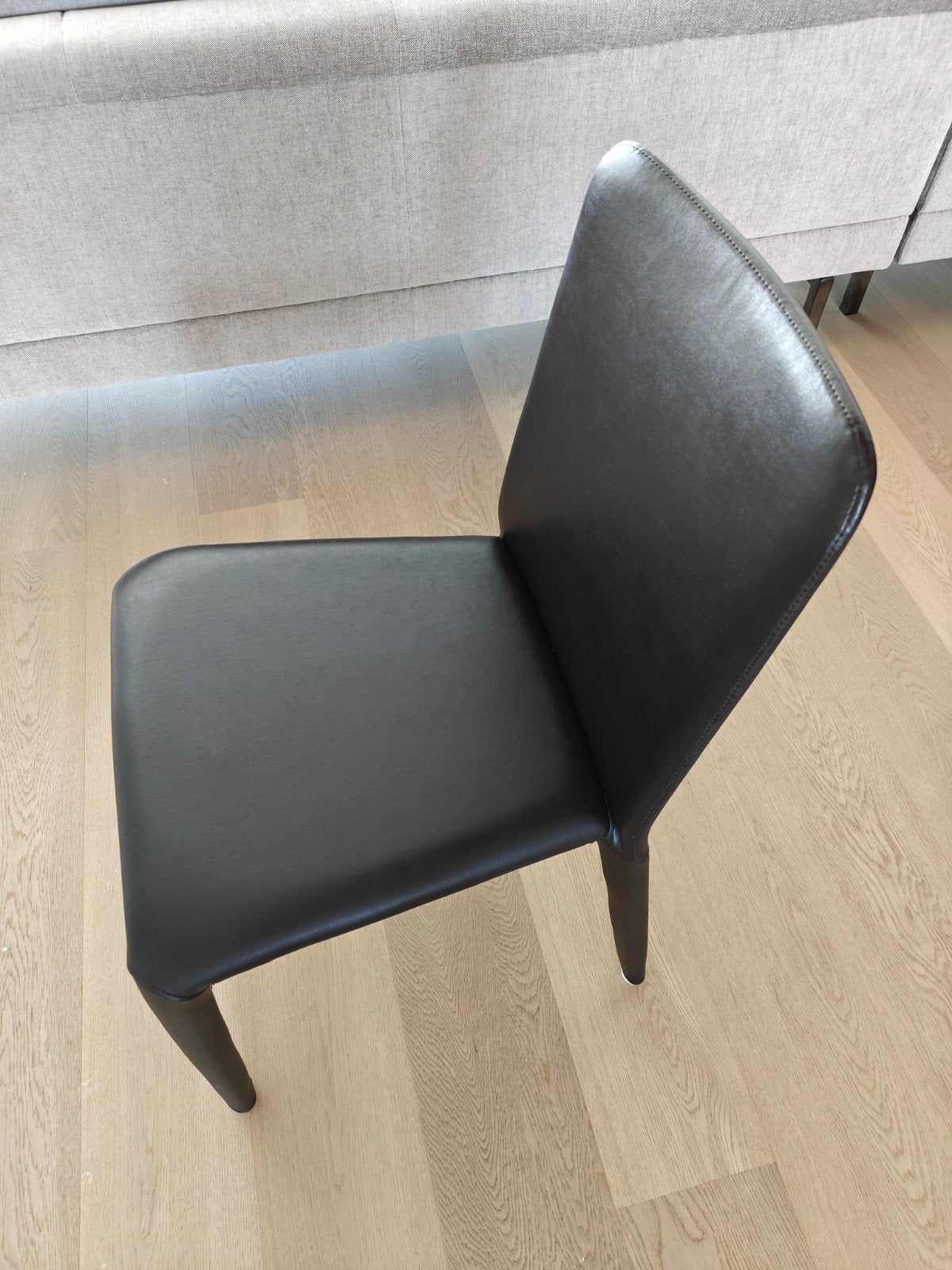 Donker bruin lederen stoelen  merk Trabaldo, Huis en Inrichting, Stoelen, Ophalen