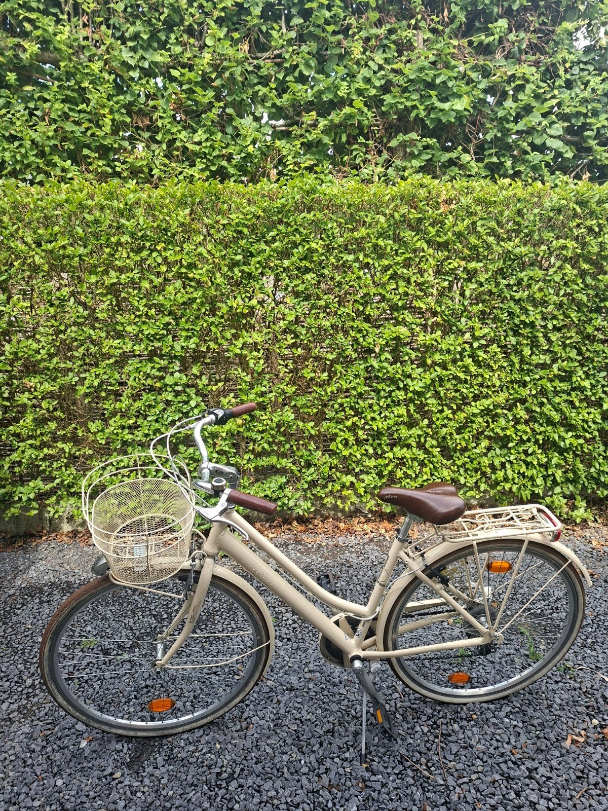 Damesfiets crèmekleur/ merk mbm, Gebruikt, Velgrem, Versnellingen, Mbm