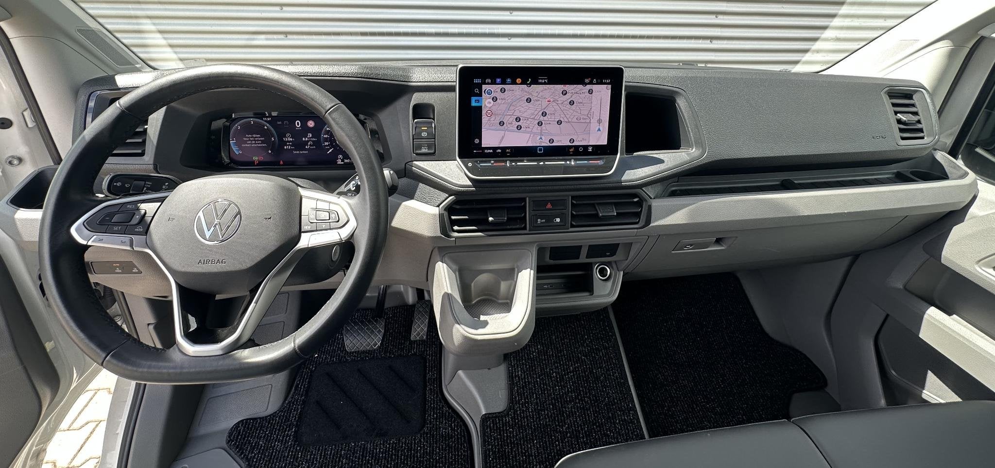 Volkswagen Crafter 35 2.0 TDI L3H3 Exclusive Facelift Automa, Auto's, Gebruikt, 4 cilinders, Volkswagen, 3000 kg