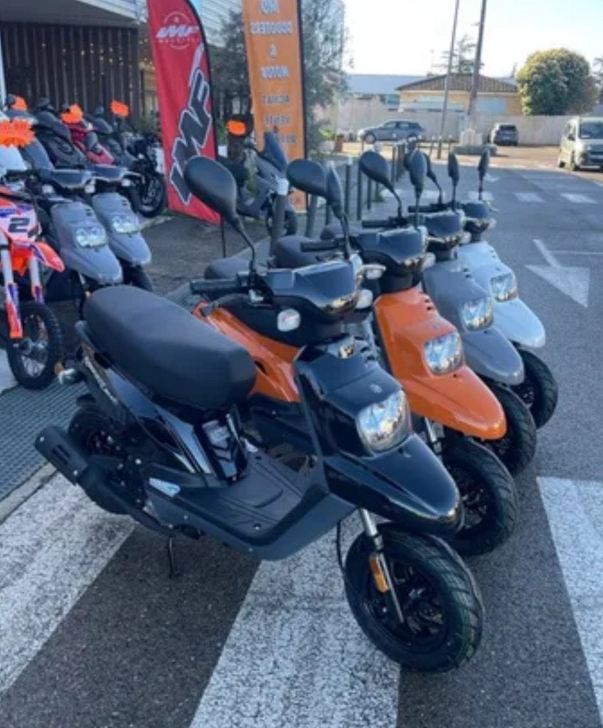 Mbk booster NEUF 2026, Vélos & Vélomoteurs, Neuf, Classe B (45 km/h), Enlèvement, Essence