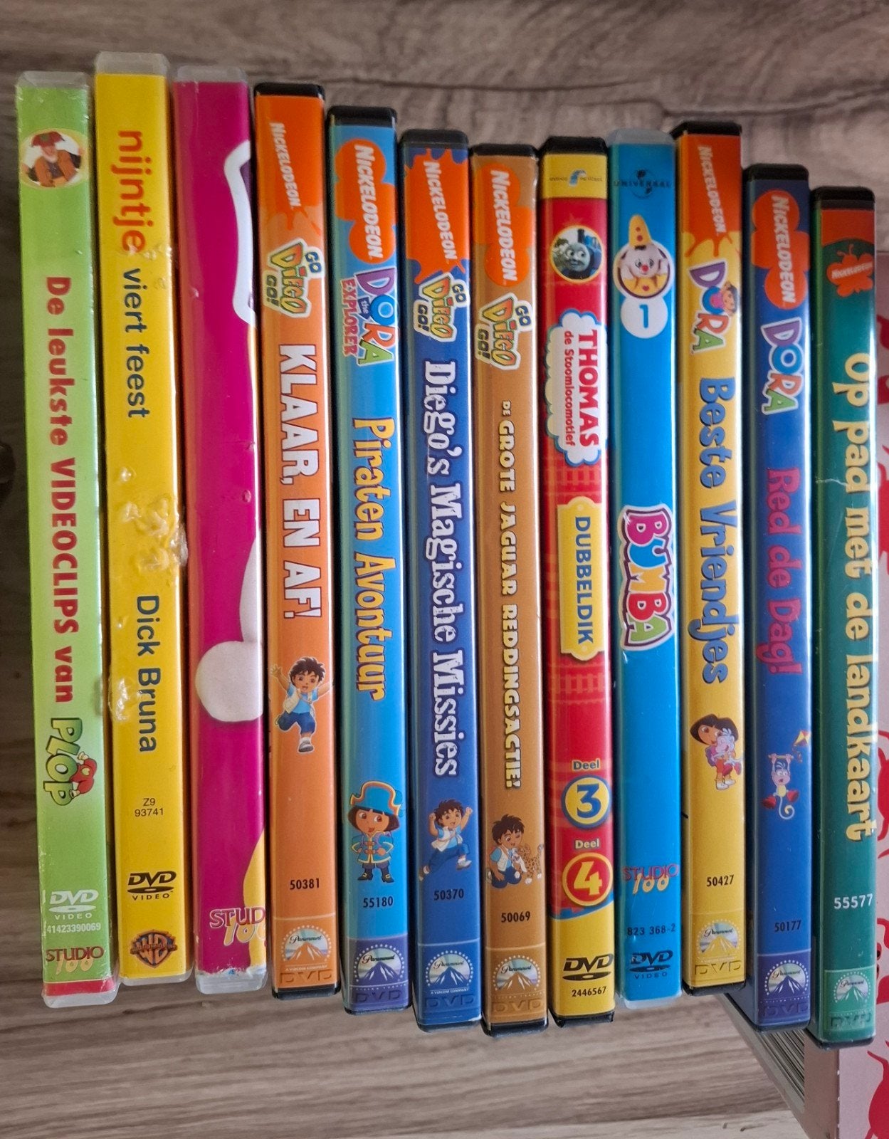 Dvd's kids, Ophalen