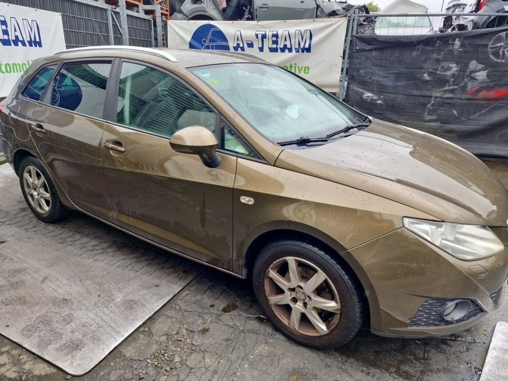 SPATBORD RECHTS VOOR Seat Ibiza ST (6J8) (01-2010/07-2016), Auto-onderdelen, Gebruikt, Voor, Seat, Spatbord