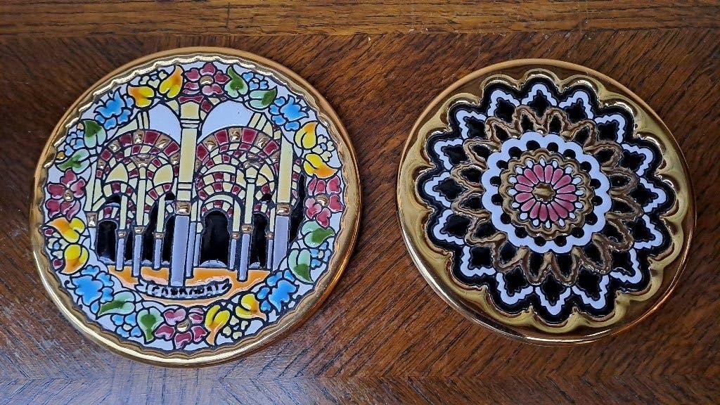 Onderleggers / onderzetters, Ophalen
