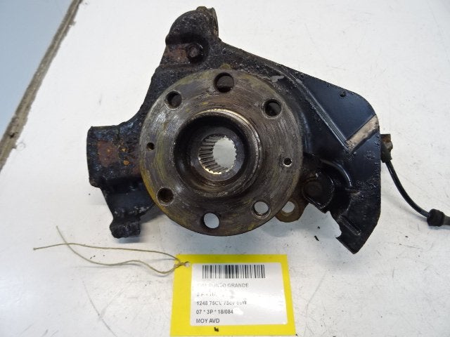 WIELNAAF RECHTS VOOR Fiat Grande Punto (199), Gebruikt, Fiat
