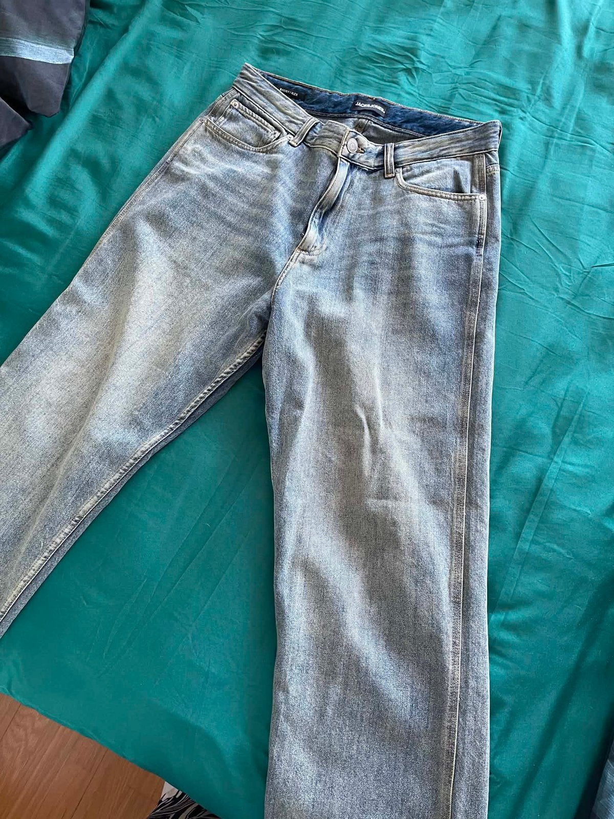 Brede jeans 32/32, Kleding | Dames, Spijkerbroeken en Jeans, Ophalen, Nieuw