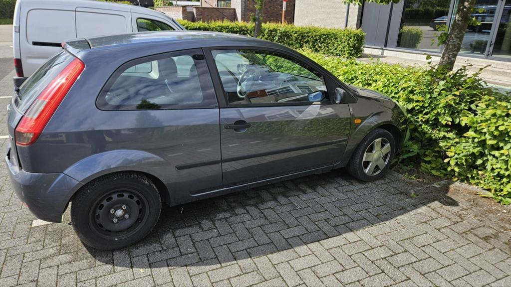 Ford Fiesta 1.6 tdci 115000 km Export, Autos, Achat, Boîte manuelle, Diesel, Particulier