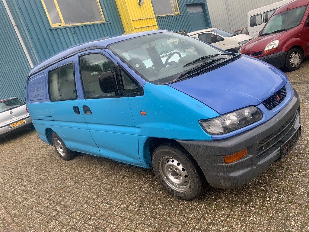 Mitsubishi L 400, Auto's, 4 cilinders, Blauw, 2498 cc, Particulier