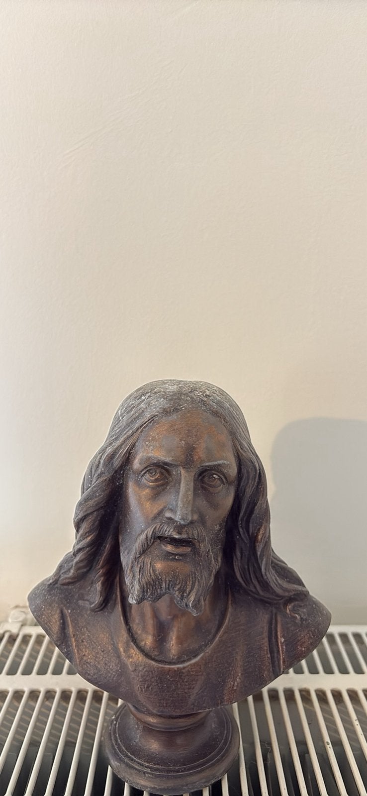 Ancien buste du Christ en régule patiné bronze, Enlèvement ou Envoi, Patiné, Classique, Buste