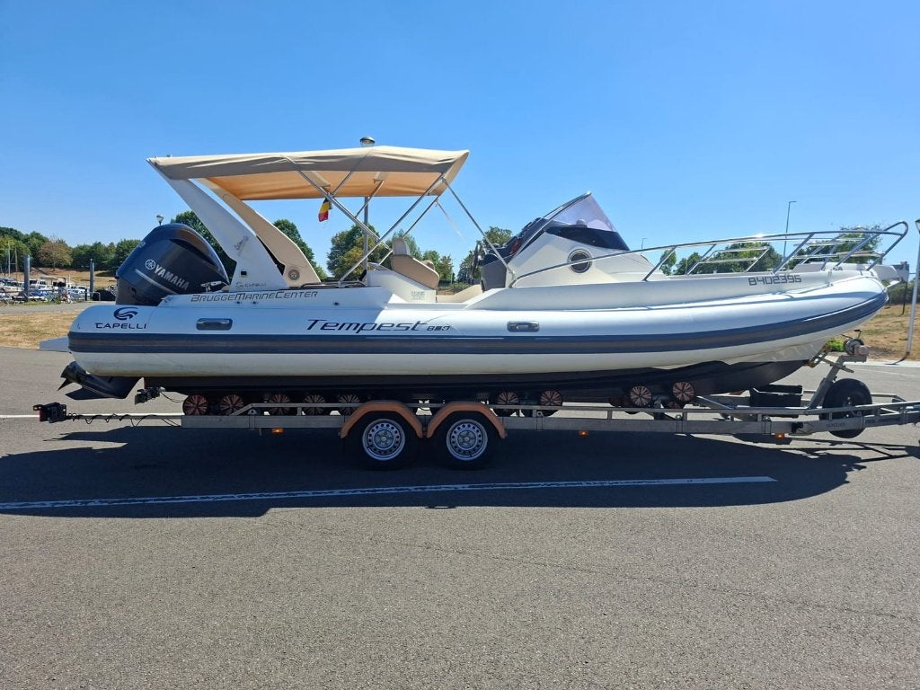 bateau à moteur RIB Capelli 850WA, Essence, 350 ch, Utilisé, Autres marques