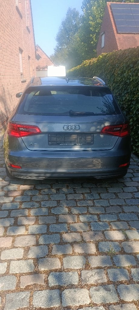 Audi A3 sportback e-tron, Autos, 1395 cm³, Argent ou Gris, Achat, Entreprise