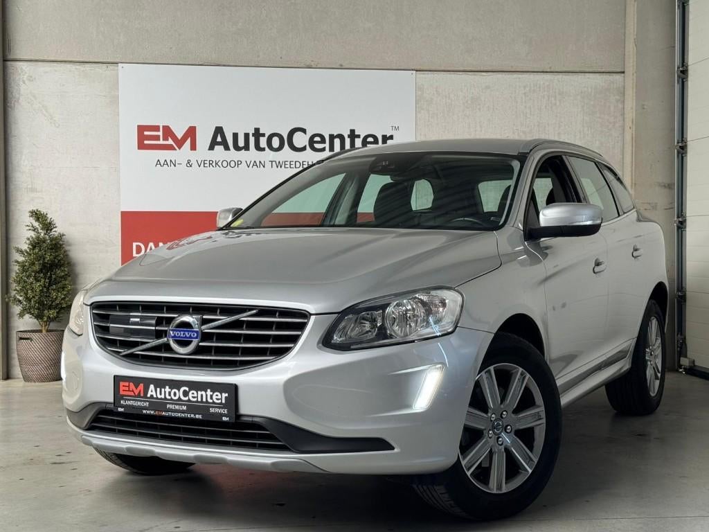 Volvo Xc60 2.0 D Luxury Edition Leder-Dodehoek-Acc-Lane Assi, Voorwielaandrijving, Trekhaak, 4 cilinders, 1969 cc