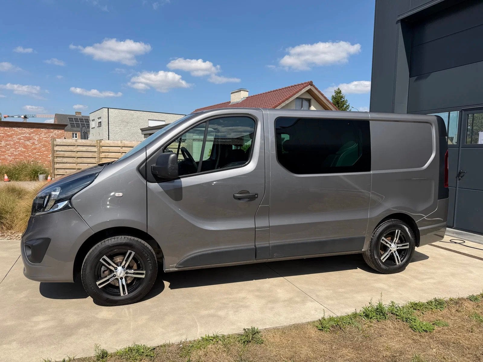 Opel Vivaro 5zit dubbele cabine, navigatie, Cruise Control,, Stof, 4 cilinders, 89 kW, Bedrijf