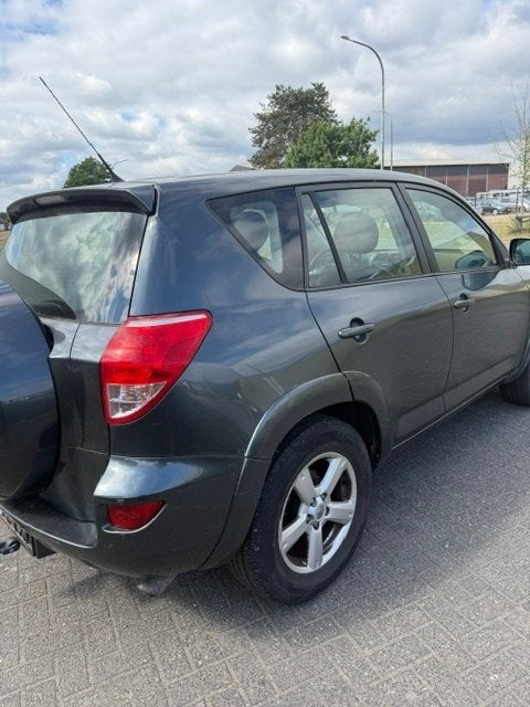Toyota RAV 4 4x4 airco, navi, Auto's, 4 cilinders, Leder, Particulier, Rav4