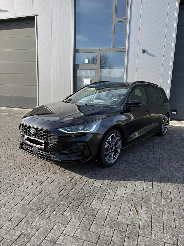 Ford Focus St-line x (1j garantie), Euro 6, Zwart, 5 deurs, Particulier