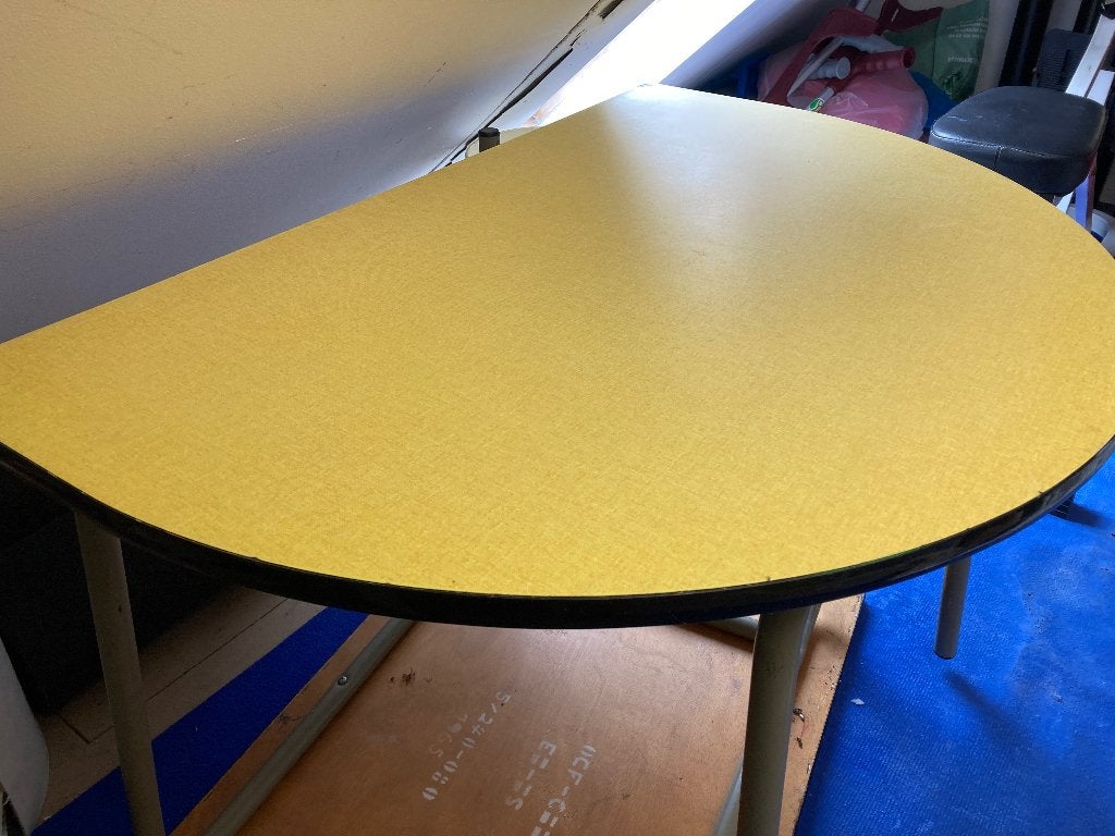 Tubax kindertafel vintage, Ophalen, Overige materialen, Gebruikt, 50 tot 100 cm