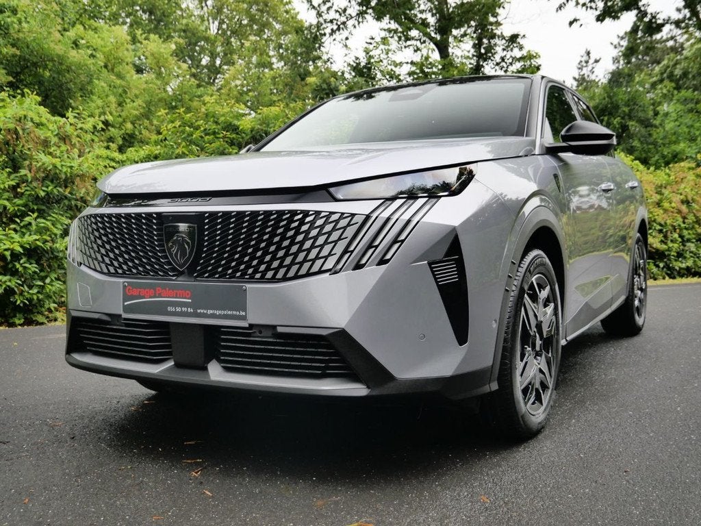 Peugeot 3008 GT Hybrid 145 e- DCS6 (bj 2025, automaat), Auto's, Gebruikt, 1199 cc, 136 pk, 124 g/km