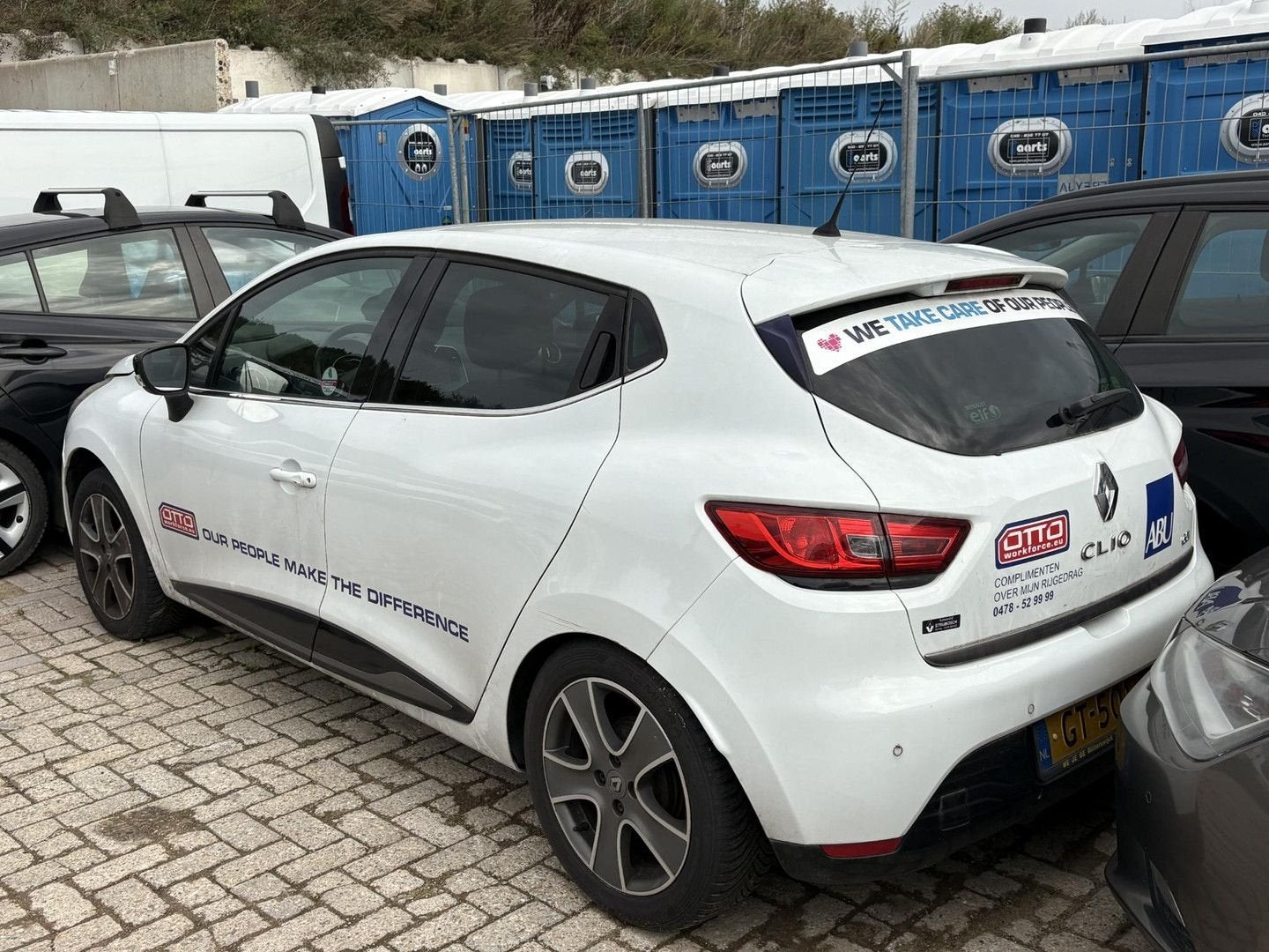 Renault Clio 1.5 dCi ECO Night&Day | LET OP MOTOR DEFECT! |, Auto's, Wit, Bedrijf, 82 g/km, Electronic Stability Program (ESP)